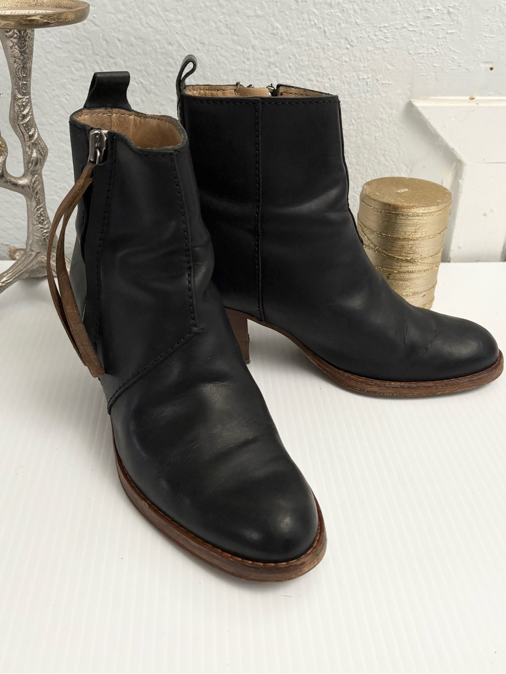 Acne Black Leather Ankle Boots with Brown Stacked Heel and Tassel Zip Sz 38